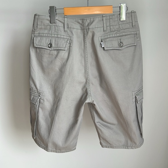 Levi's Khaki Cargo Shorts - Picture 6 of 10